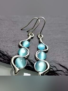 ❤️K $10 Each Or Bundle 4/$20 Silver-Tone Aqua Blue Cat's Eye Drop Earrings